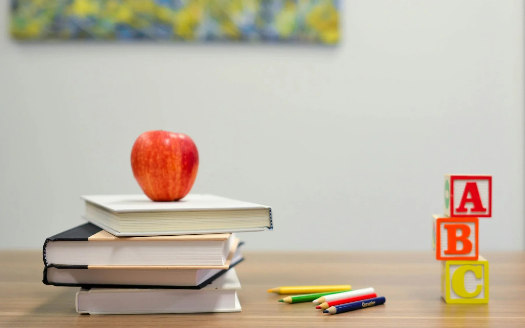 Cărți ilustrate pentru clasa pregătitoare, lectură de seară, deget pe literă